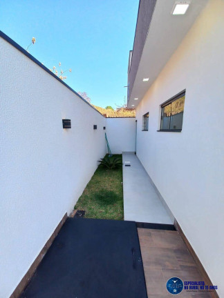 Imagem Casa com 3 Quartos à Venda, 300 m² em Setor Lago Sul - Caldas Novas Imagem Casa com 3 Quartos à Venda, 300 m² em Setor Lago Sul - Caldas Novas