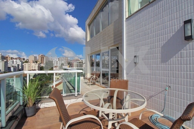 Imagem Imóvel com 1 Quarto à Venda, 160 m² em Higienópolis - Porto Alegre Imagem Imóvel com 1 Quarto à Venda, 160 m² em Higienópolis - Porto Alegre