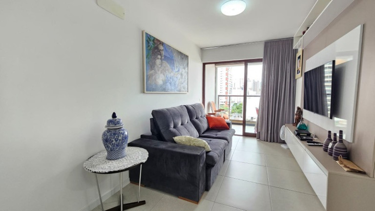 Imagem Imóvel com 2 Quartos à Venda, 66 m² em Barra - Salvador Imagem Imóvel com 2 Quartos à Venda, 66 m² em Barra - Salvador