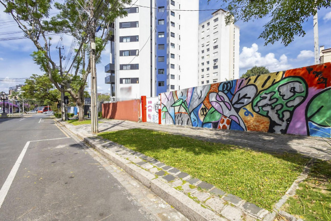 Imagem Terreno à Venda, 900 m² em Centro - Curitiba Imagem Terreno à Venda, 900 m² em Centro - Curitiba