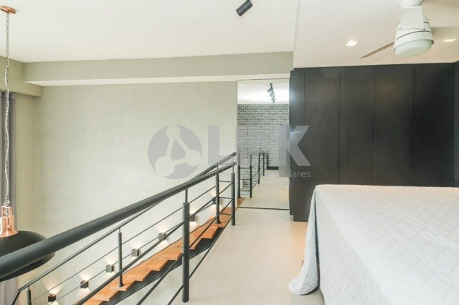 Imagem Apartamento com 1 Quarto à Venda, 72 m² em Petrópolis - Porto Alegre