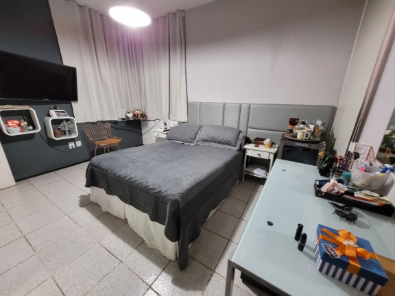 Imagem Casa com 3 Quartos à Venda, 204 m² em Edson Queiroz - Fortaleza