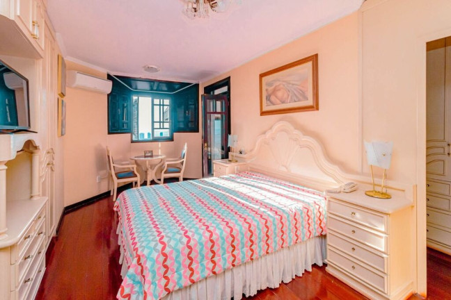 Imagem Casa de Condomínio com 4 Quartos à Venda, 367 m² em Nonoai - Porto Alegre