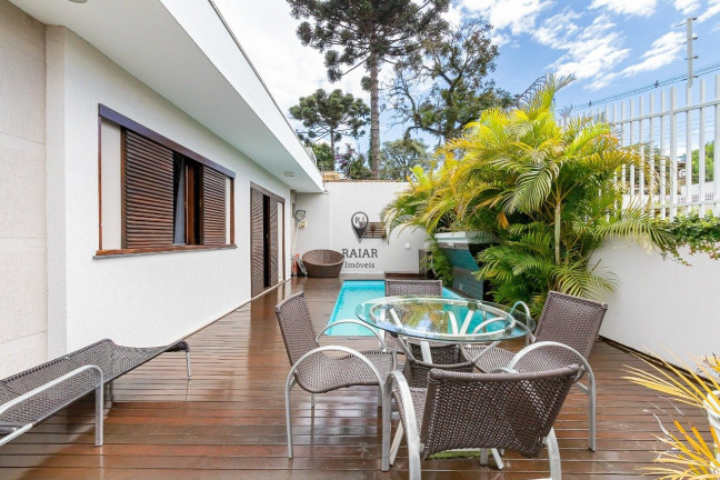Imagem Casa com 4 Quartos à Venda, 510 m² em Ahú - Curitiba
