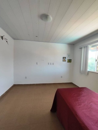 Imagem Casa com 5 Quartos à Venda, 240 m² em Salvador Imagem Casa com 5 Quartos à Venda, 240 m² em Salvador