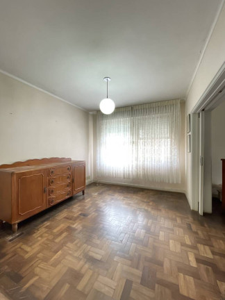 Imagem Casa com 5 Quartos à Venda, 232 m² em Menino Deus - Porto Alegre Imagem Casa com 5 Quartos à Venda, 232 m² em Menino Deus - Porto Alegre