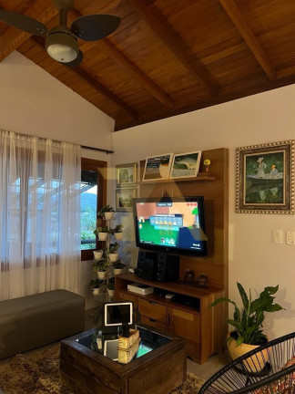 Imagem Imóvel com 3 Quartos à Venda,  em Ambrósio - Garopaba