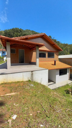 Imagem Casa com 3 Quartos à Venda, 450 m² em Theodoro De Oliveira - Nova Friburgo
