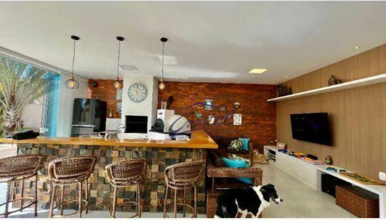Imagem Casa com 4 Quartos à Venda, 381 m² em Granja Viana - Jandira Imagem Casa com 4 Quartos à Venda, 381 m² em Granja Viana - Jandira