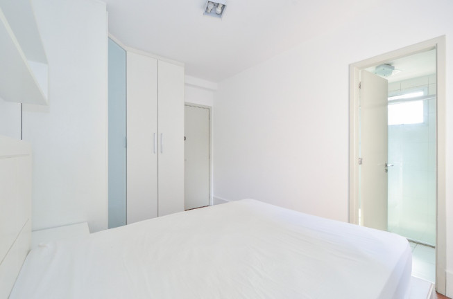Imagem Apartamento com 2 Quartos à Venda, 65 m² em Vila Olímpia - São Paulo Imagem Apartamento com 2 Quartos à Venda, 65 m² em Vila Olímpia - São Paulo