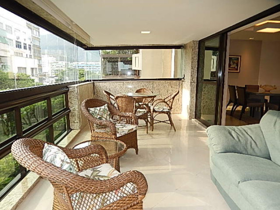 Apartamento com 4 Quartos à Venda,  em Leblon - Rio De Janeiro
