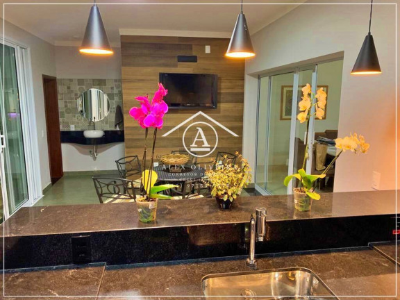 Imagem Sobrado com 3 Quartos à Venda, 250 m² em Vila Morro Do Castanho - Cosmópolis