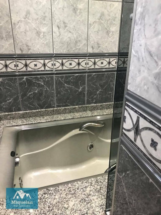 Imagem Sobrado com 3 Quartos à Venda, 300 m² em Vila Galvão - Guarulhos