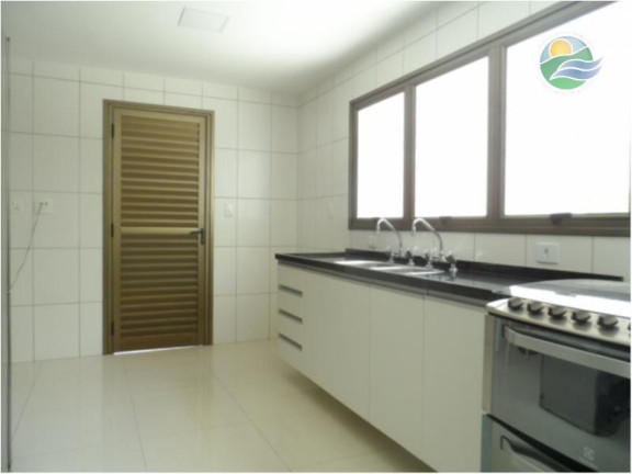 Imagem Casa com 4 Quartos à Venda, 487 m²