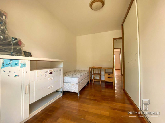Imagem Casa com 4 Quartos à Venda, 160 m² em Iucas - Teresópolis
