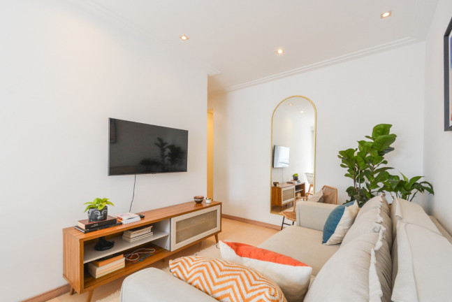 Imagem Apartamento com 2 Quartos à Venda, 52 m² em Vila Olímpia - São Paulo