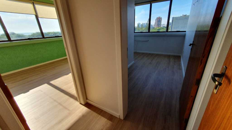 Imagem Sala Comercial à Venda, 59 m² em Menino Deus - Porto Alegre Imagem Sala Comercial à Venda, 59 m² em Menino Deus - Porto Alegre