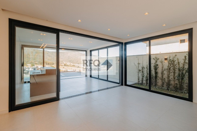 Imagem Casa com 3 Quartos à Venda, 298 m² em Laranja Azeda - Atibaia