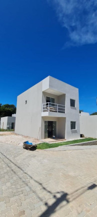 Imagem Casa com 2 Quartos à Venda, 60 m² em Estrada Do Coco - Camaçari