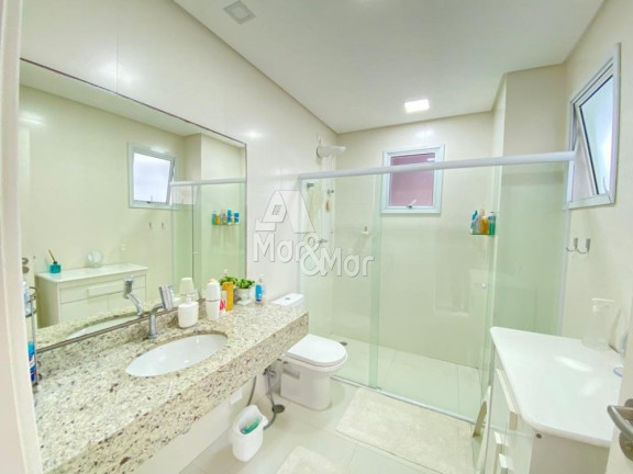 Imagem Apartamento com 3 Quartos à Venda, 175 m² em Pitangueiras - Guarujá Imagem Apartamento com 3 Quartos à Venda, 175 m² em Pitangueiras - Guarujá