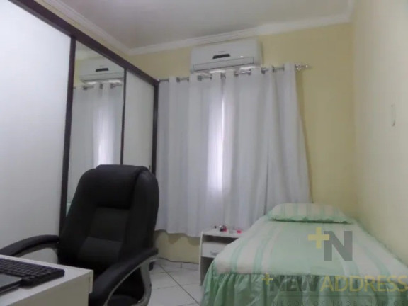 Imagem Casa com 5 Quartos à Venda, 180 m² em Ibes - Vila Velha