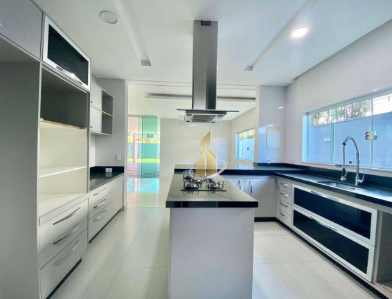 Imagem Sobrado com 4 Quartos à Venda ou Locação, 900 m² em Urbanova - São José Dos Campos