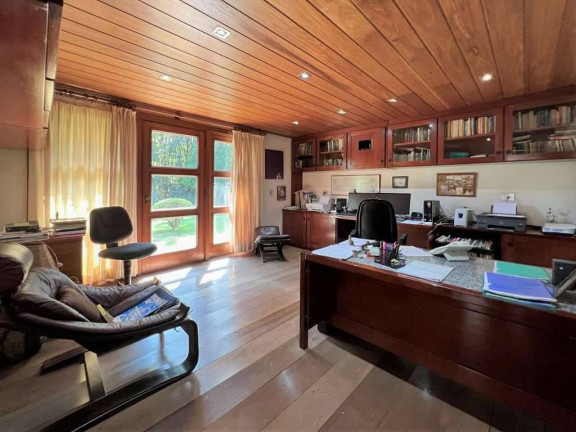 Imagem Casa de Condomínio com 5 Quartos à Venda, em Parque Silvino Pereira - Cotia Imagem Casa de Condomínio com 5 Quartos à Venda, em Parque Silvino Pereira - Cotia