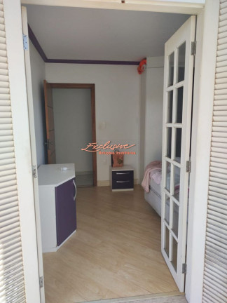 Imagem Sobrado com 3 Quartos à Venda, 380 m²