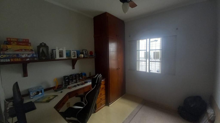 Imagem Casa com 4 Quartos à Venda, 190 m² em Jardim Nova Europa - Campinas Imagem Casa com 4 Quartos à Venda, 190 m² em Jardim Nova Europa - Campinas