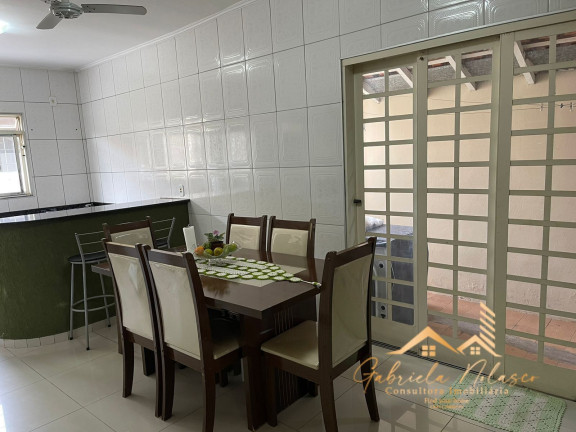 Imagem Casa com 3 Quartos à Venda, 190 m² em Jardim Sbeghen - Mogi Mirim Imagem Casa com 3 Quartos à Venda, 190 m² em Jardim Sbeghen - Mogi Mirim