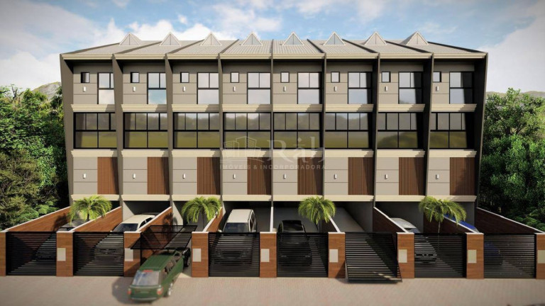 Sobrado com 2 Quartos à Venda, 125 m² em São Francisco De Assis - Camboriú