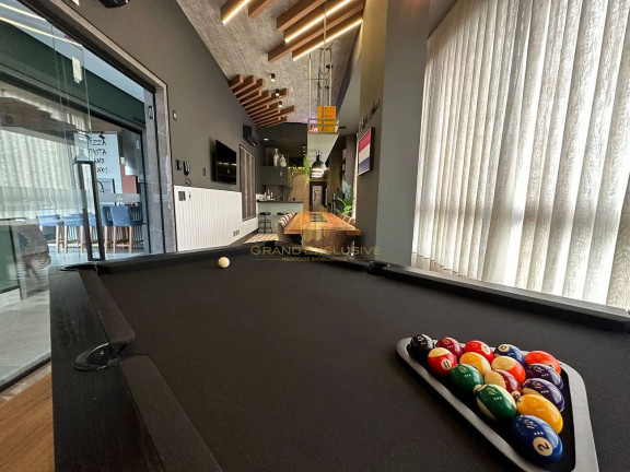 Imagem Cobertura com 4 Quartos à Venda, 264 m² em Centro - Balneário Camboriú