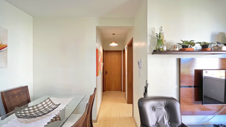 Imagem Apartamento com 2 Quartos à Venda, 61 m² em Teresópolis - Porto Alegre Imagem Apartamento com 2 Quartos à Venda, 61 m² em Teresópolis - Porto Alegre