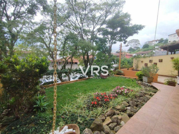 Imagem Casa com 5 Quartos à Venda, 180 m² em Jardim Cascata - Teresópolis