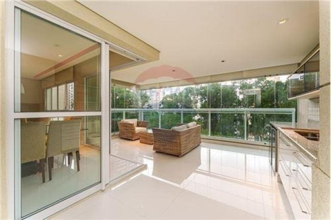 Apartamento com 4 Quartos à Venda, 185 m² em Morumbi - São Paulo