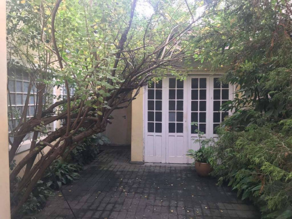 Imagem Casa à Venda, em Vila Mariana - São Paulo Imagem Casa à Venda, em Vila Mariana - São Paulo