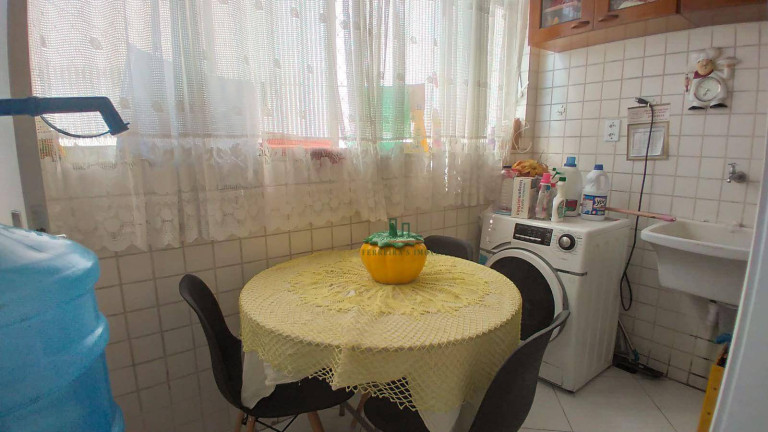 Imagem Apartamento com 2 Quartos à Venda, 142 m² em Centro - Niterói Imagem Apartamento com 2 Quartos à Venda, 142 m² em Centro - Niterói