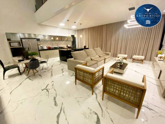 Imagem Casa com 4 Quartos à Venda, 262 m² em Centro - Caldas Novas Imagem Casa com 4 Quartos à Venda, 262 m² em Centro - Caldas Novas