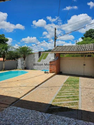 Imagem Casa com 3 Quartos à Venda, 253 m²
