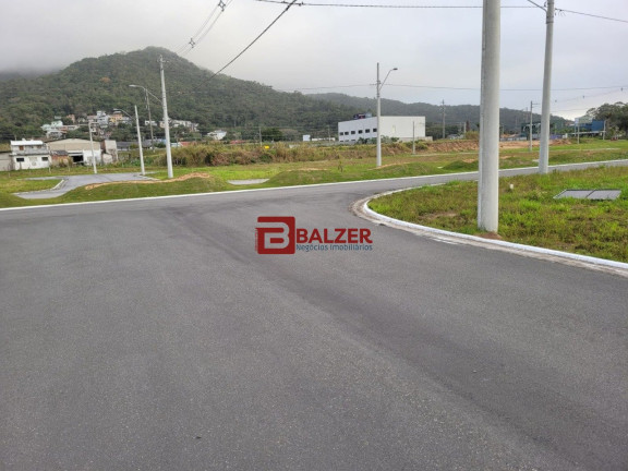 Imagem Terreno à Venda, 476 m² em Vargem Grande - Florianópolis Imagem Terreno à Venda, 476 m² em Vargem Grande - Florianópolis