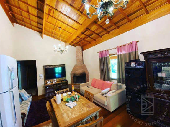 Imagem Chácara com 4 Quartos à Venda, 1.000 m² em Centro - Sapucaí-mirim Imagem Chácara com 4 Quartos à Venda, 1.000 m² em Centro - Sapucaí-mirim