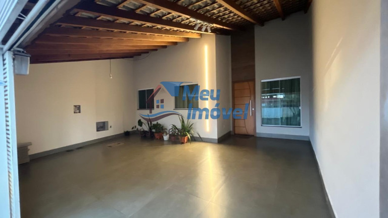 Imagem Casa com 3 Quartos à Venda, 90 m² em Samambaia Norte (samambaia) - Brasília Imagem Casa com 3 Quartos à Venda, 90 m² em Samambaia Norte (samambaia) - Brasília