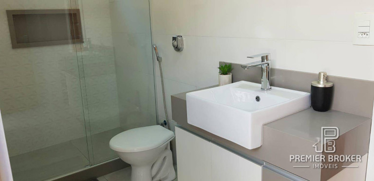 Imagem Casa com 3 Quartos à Venda, 250 m² em Sebastiana - Teresópolis