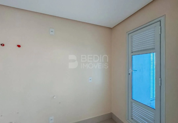 Imagem Apartamento com 3 Quartos à Venda, 114 m² em Centro - Balneário Camboriú Imagem Apartamento com 3 Quartos à Venda, 114 m² em Centro - Balneário Camboriú