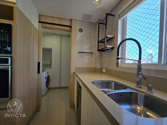 Imagem Apartamento com 3 Quartos à Venda, 136 m² em Centro - Balneário Camboriú Imagem Apartamento com 3 Quartos à Venda, 136 m² em Centro - Balneário Camboriú