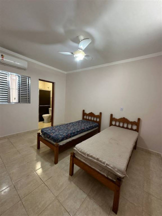 Imagem Casa com 2 Quartos à Venda, 130 m² em Maracanã - Praia Grande Imagem Casa com 2 Quartos à Venda, 130 m² em Maracanã - Praia Grande