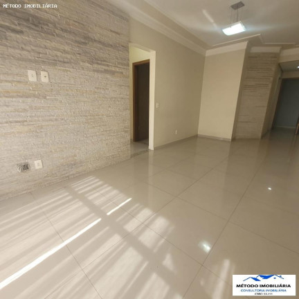 Imagem Apartamento com 2 Quartos à Venda, 70 m² em Valparaiso - Santo André