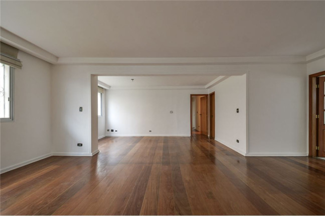 Imagem Apartamento com 3 Quartos à Venda, 161 m² em Moema - São Paulo