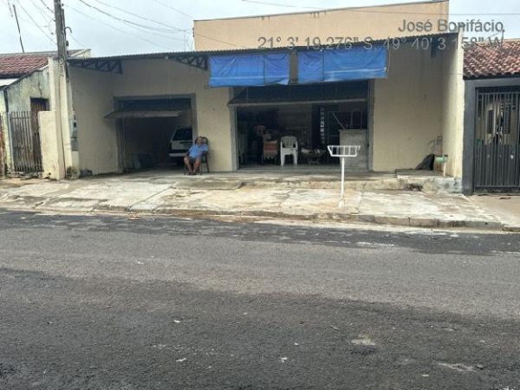 Casa com 3 Quartos à Venda, 237 m² em Cj Hab Jardim Primav - Jose Bonifacio