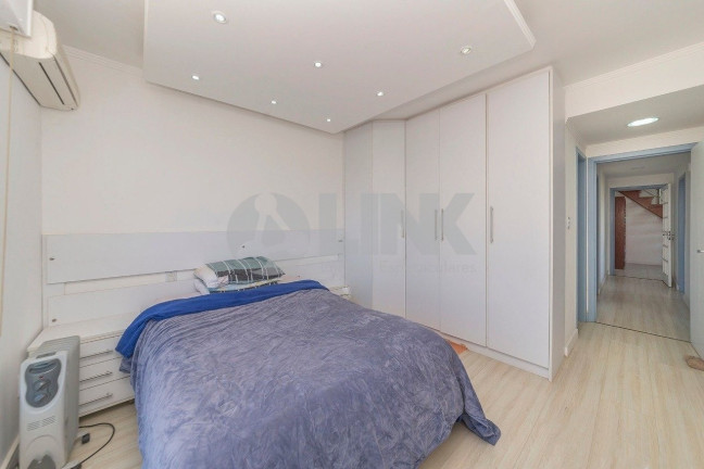 Imagem Imóvel com 3 Quartos à Venda, 172 m² em Petrópolis - Porto Alegre